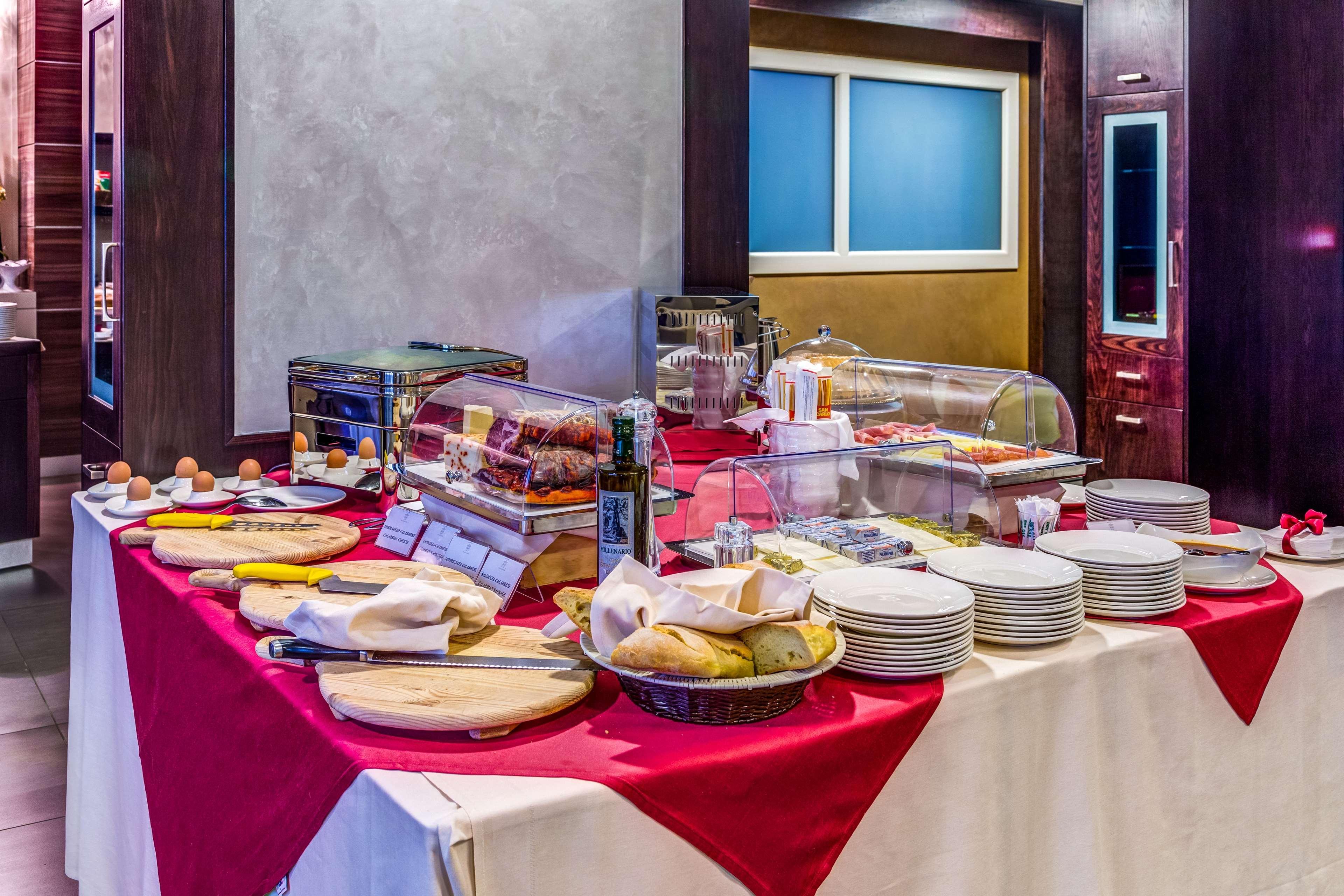 Hotel Western Perla Del Porto 4*